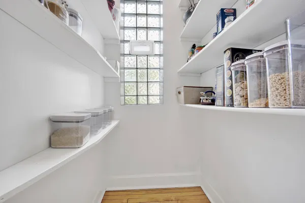 $1,800 | 1918 South Albany Avenue, Unit 1, Chicago, IL 60623