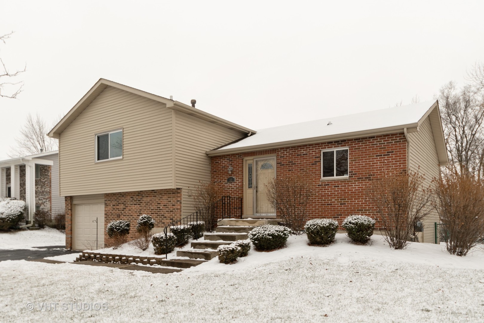 32 Willow Road Matteson, IL 60443 - Photo 1 of 14