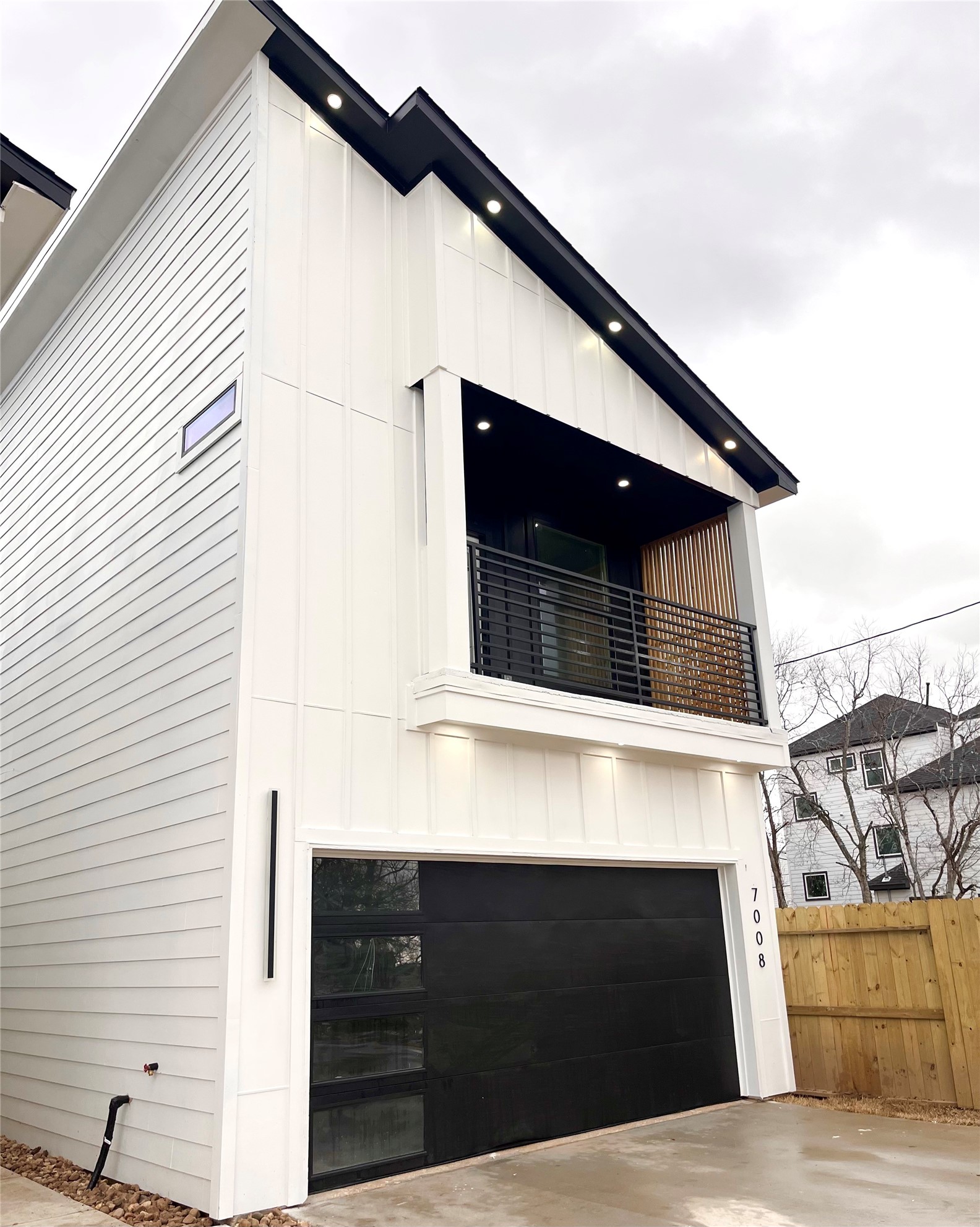 7012 Sidney Street Houston, TX 77021 - Photo 3 of 12
