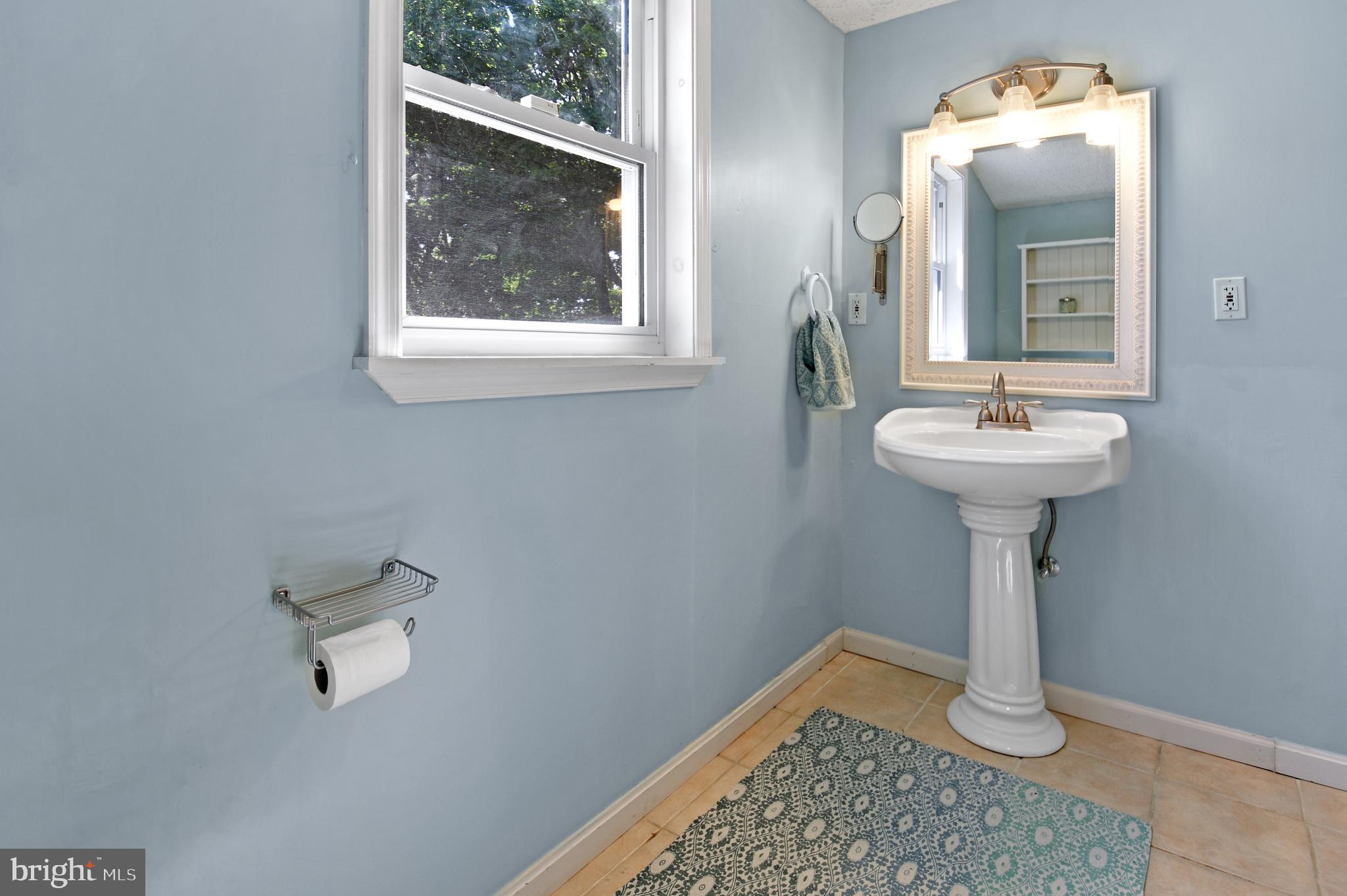 12507 Fingerboard Road Monrovia, MD 21770 - Photo 10 of 23