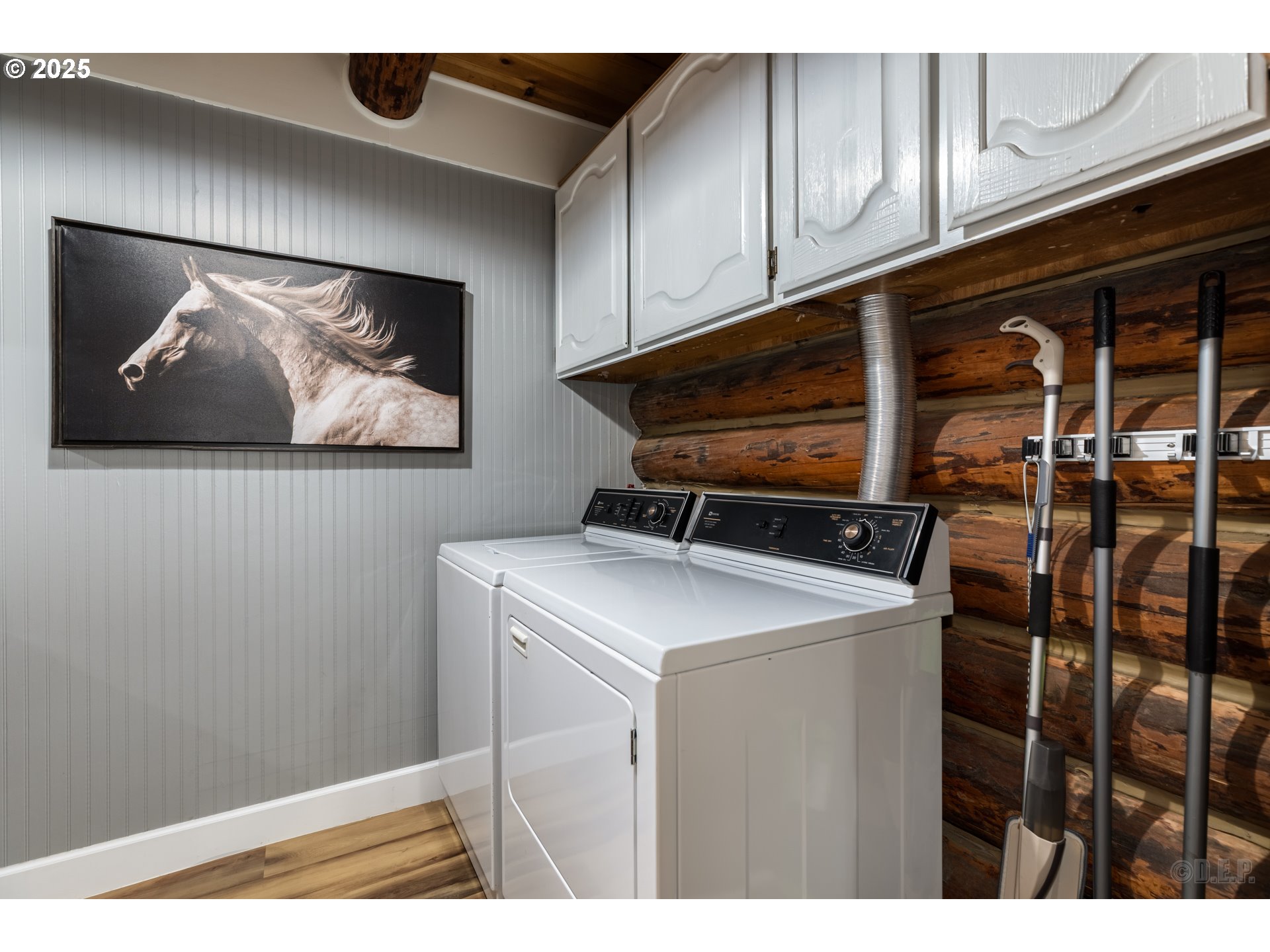 29050 Pittsburg Road St. Helens, OR 97051 - Photo 16 of 37 a utility room with dryer and washer