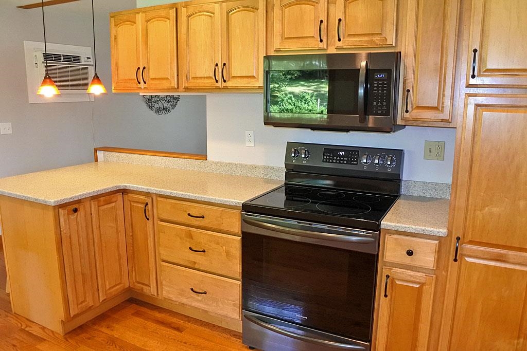 19 Victor Place Rutland, VT 05701 - Photo 8 of 40