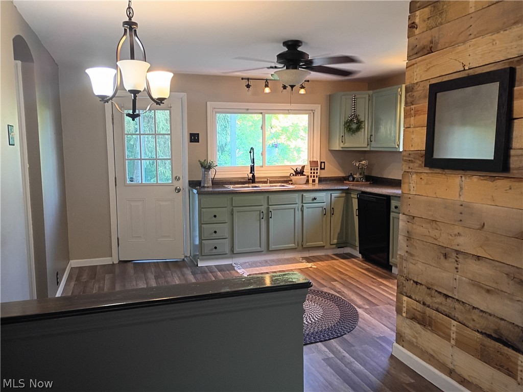64301 Shady Lane Road Bellaire, OH 43906 - Photo 8 of 25