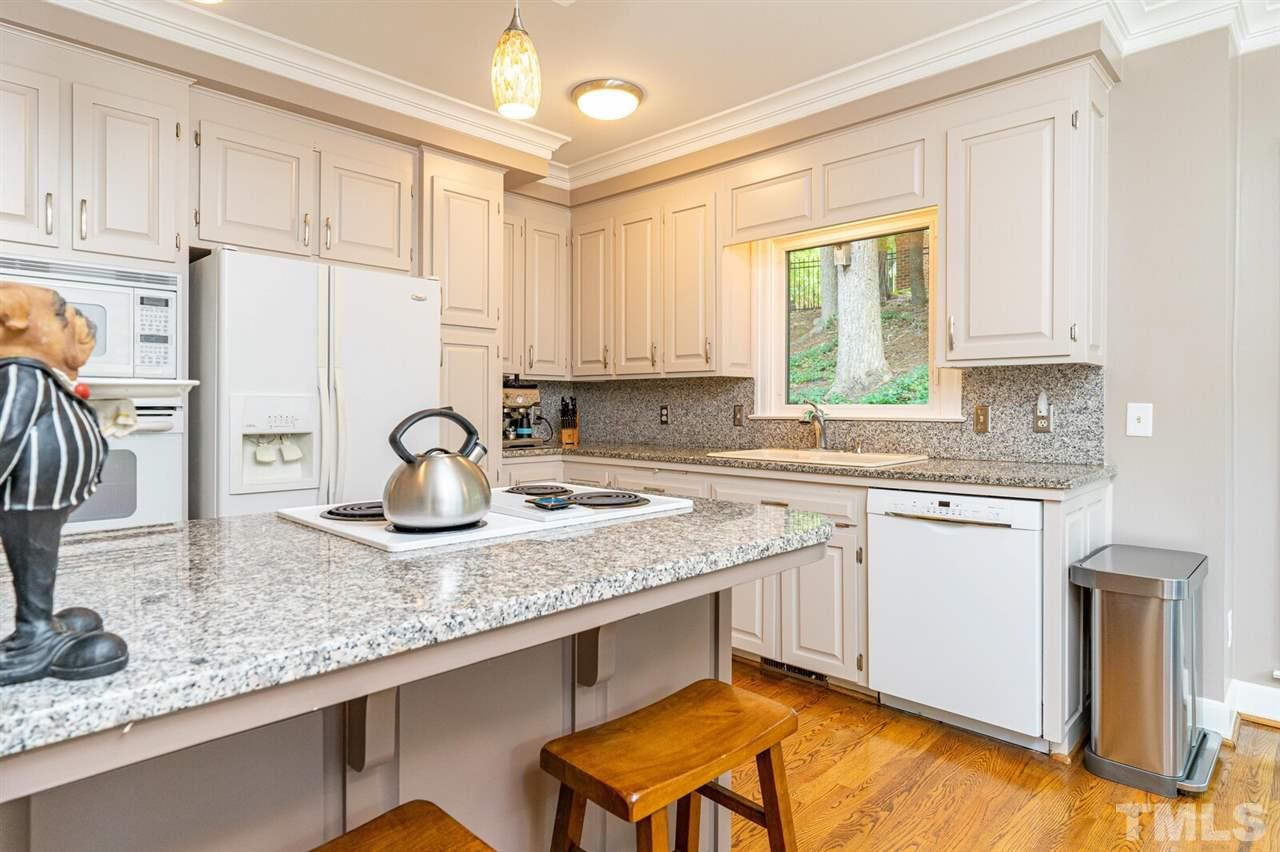 6900 Hunters Way Raleigh, NC 27615 - Photo 6 of 30