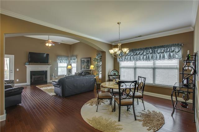 369 Truman Road West Franklin, TN 37064 - Photo 7 of 20 FRIENDS AND FAMILY WILL LOVE TO GATHER IN THE BREAKFAST AREA OPEN TO THE KITCHEN AND LIVING ROOM