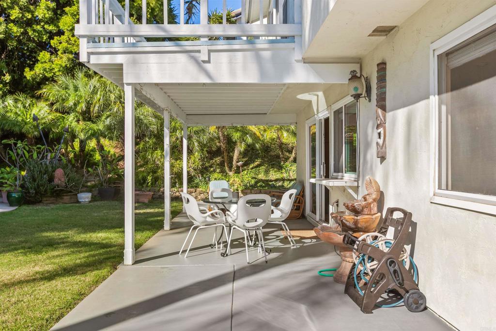 2252 Soledad Rancho Road San Diego, CA 92109 - Photo 11 of 39