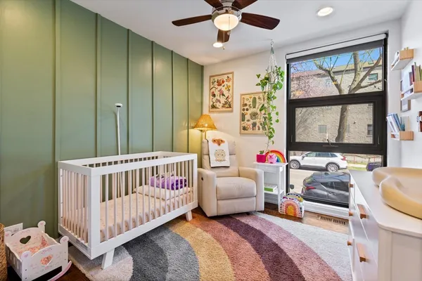 $875,000 | 1900 West Armitage Avenue, Unit 1, Chicago, IL 60622