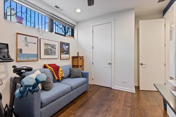 $875,000 | 1900 West Armitage Avenue, Unit 1, Chicago, IL 60622