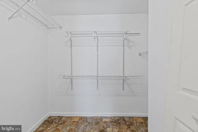 $169,900 | 2502 Greenwood Drive, Lindenwold, NJ 08021