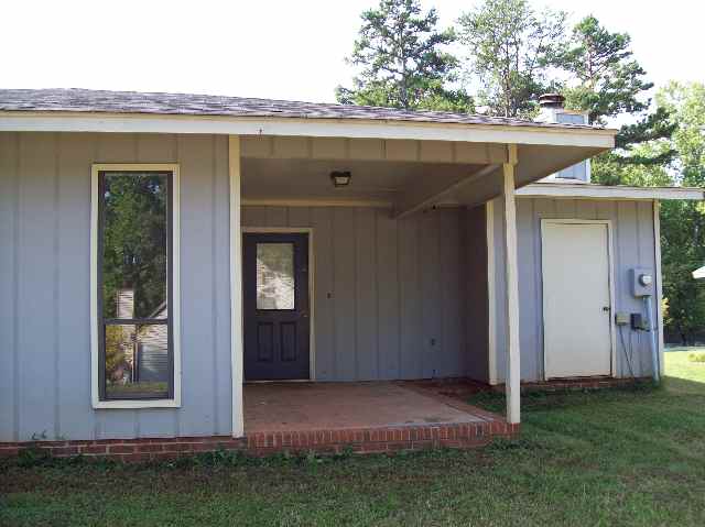 520 Reid School Road Taylors, SC 29687 - Photo 2 of 6 Gallery Image 2
