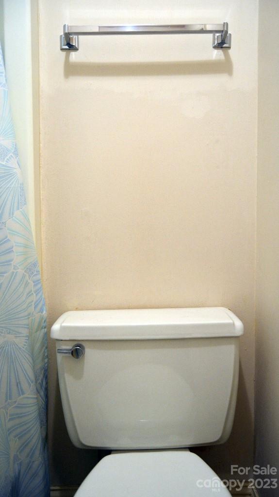 3508 Colony Road, Unit D Charlotte, NC 28211 - Photo 19 of 24 a bathroom with a toilet