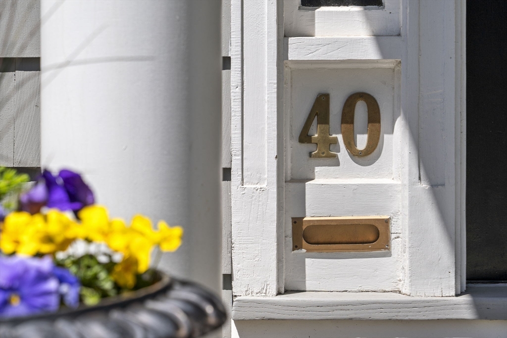40 Morton Street Andover, MA 01810 - Photo 32 of 32 a view of living room with washer and dryer