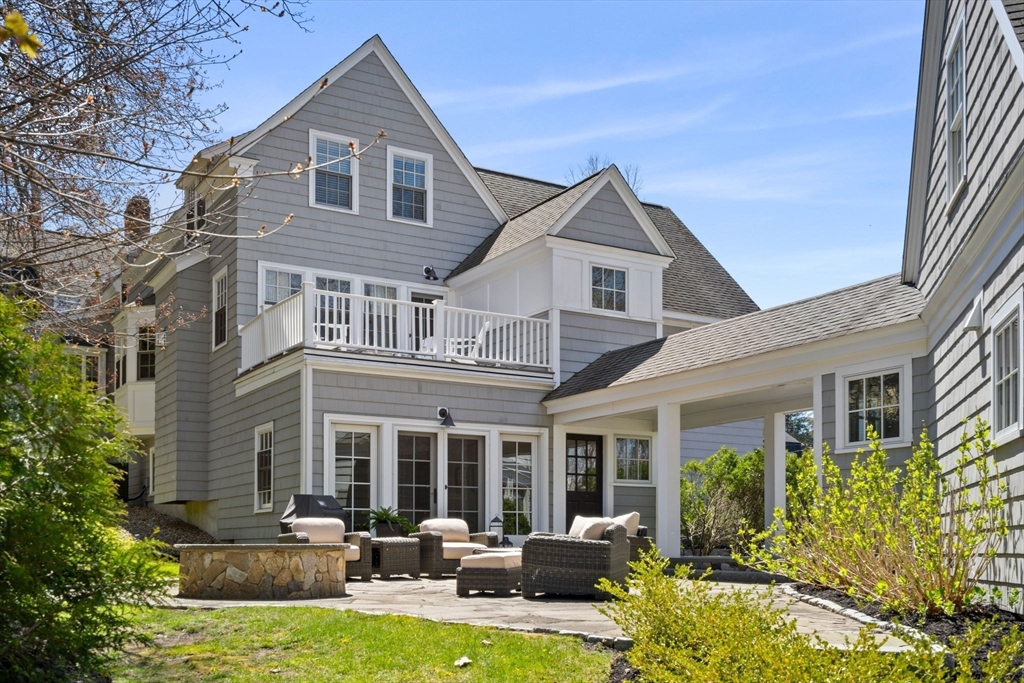 40 Morton Street Andover, MA 01810 - Photo 4 of 32 front view of a house with a yard