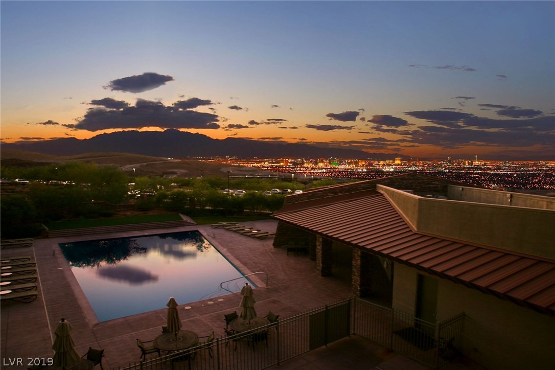 677 Dragon Point Drive Henderson, NV 89012 - Photo 12 of 32