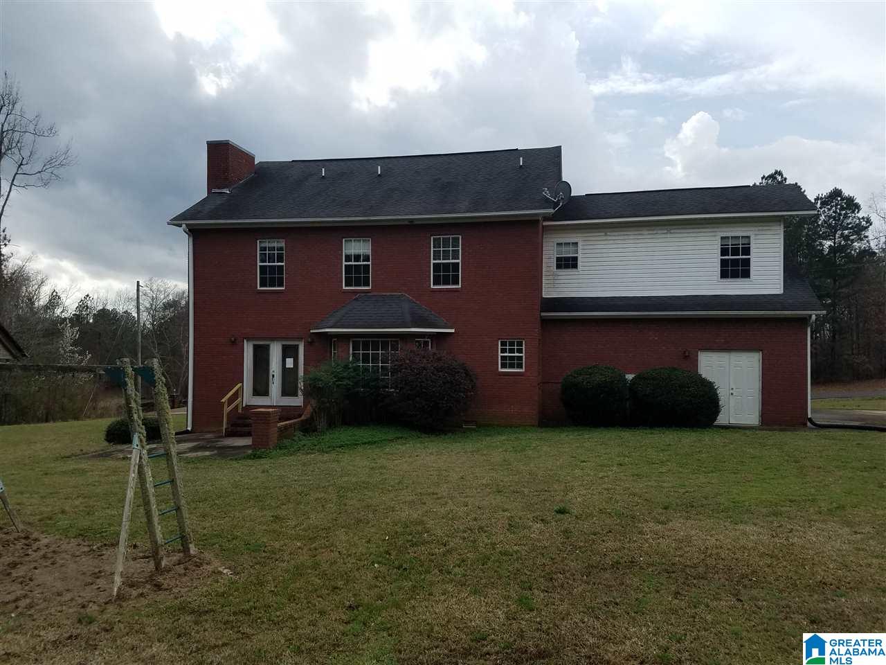 339 Chris Lane Winfield, AL 35594 - Photo 3 of 16