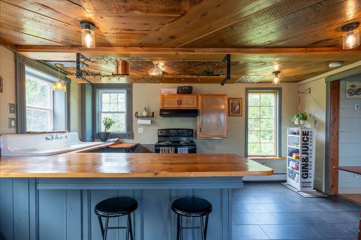 33 Blake Farm Road Edgecomb, ME 04556 - Photo 14 of 42 25-33 Blake Farm Rd-25