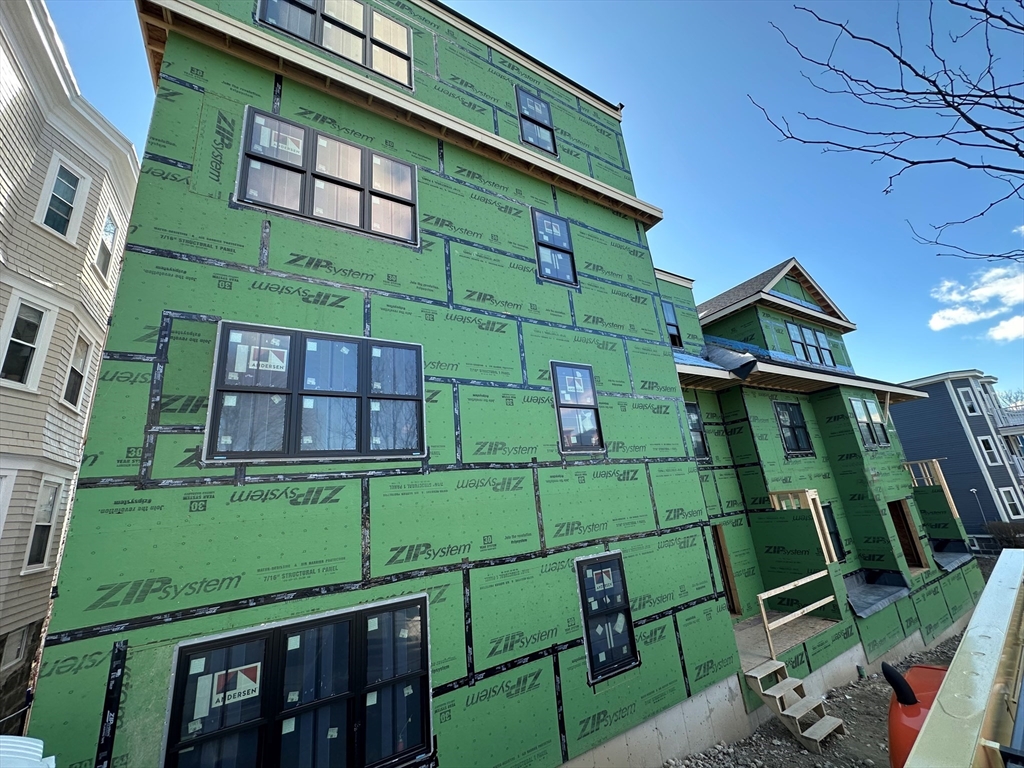 61 Montebello Road, Unit 6 Boston, MA 02130 - Photo 4 of 14 Gallery Image 4