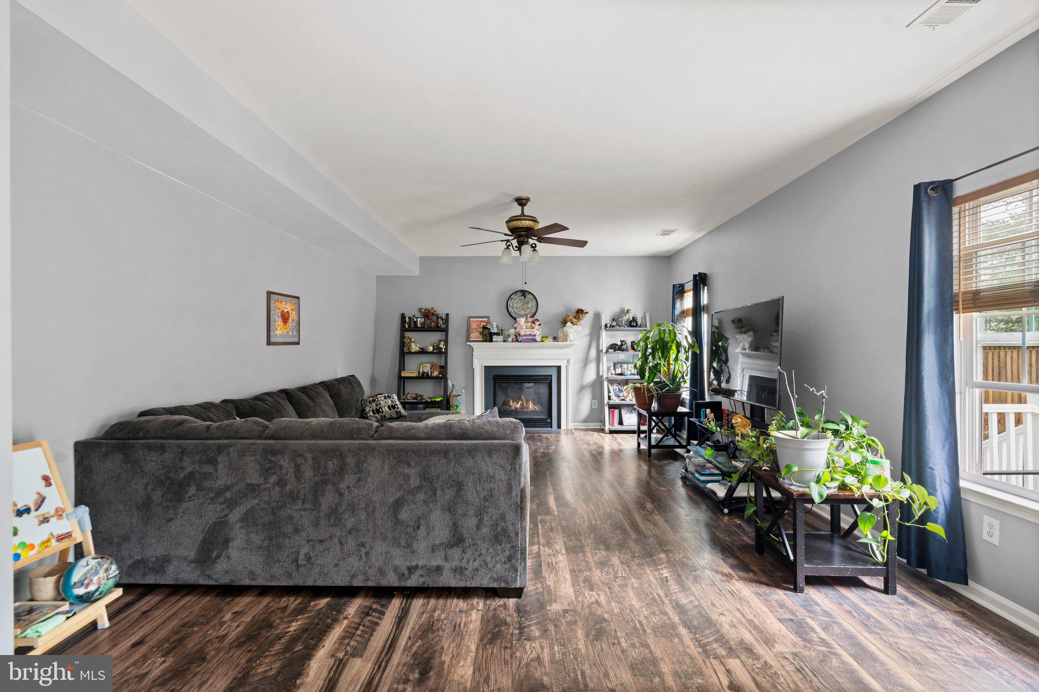 18823 Pier Trail Drive Triangle, VA 22172 - Photo 8 of 39