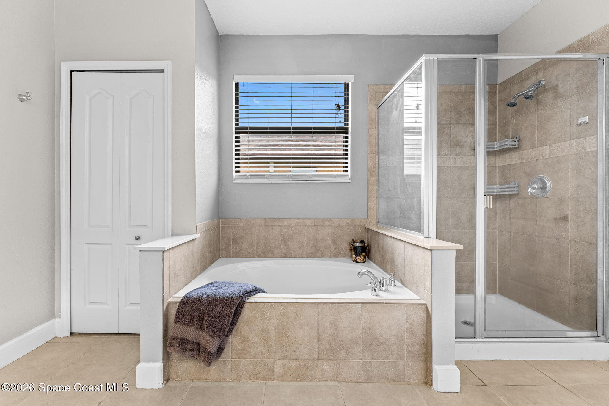 1390 Talon Way Melbourne, FL 32934 - Photo 24 of 60 Primary Suite Bath