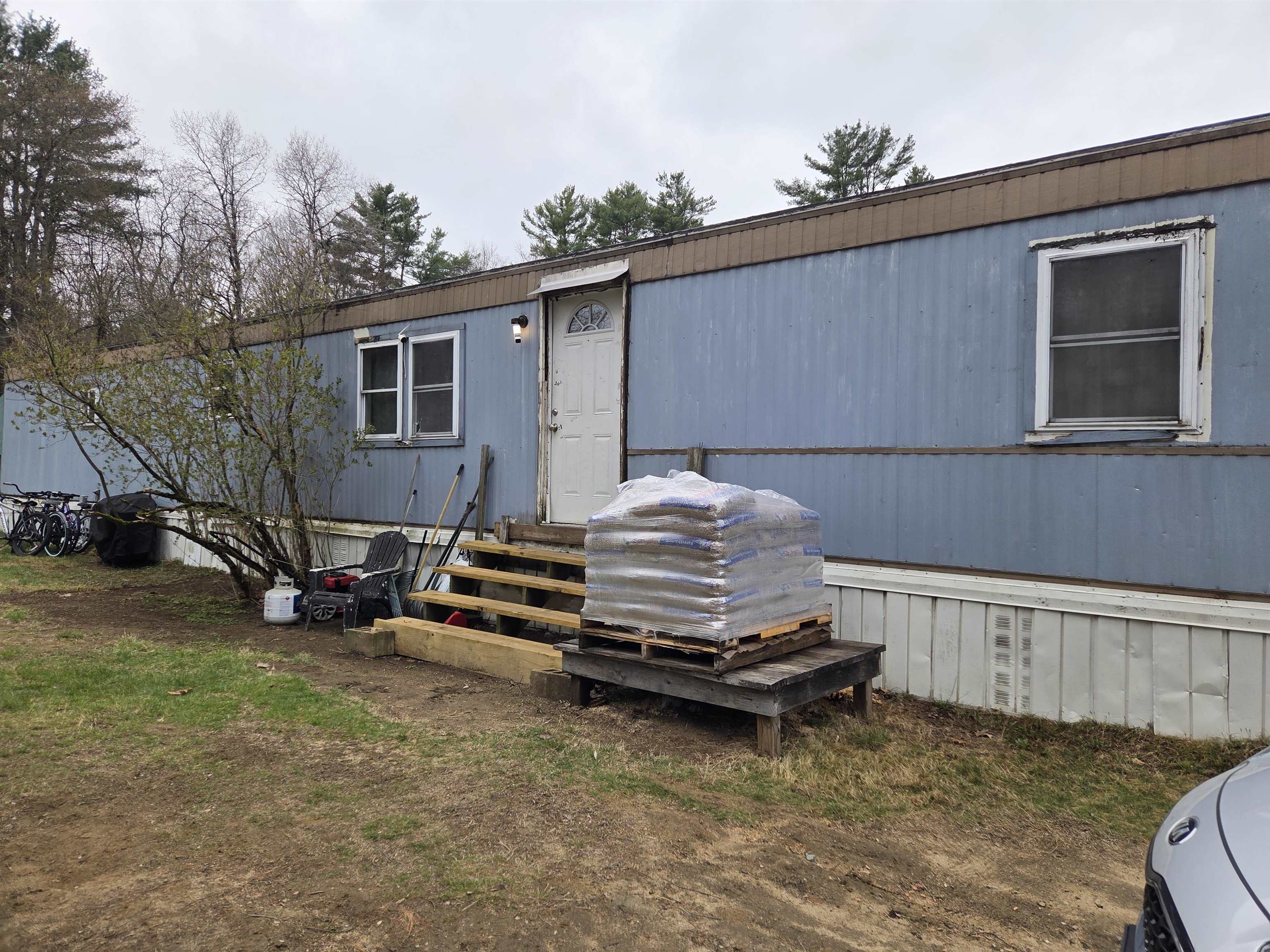 94 Sunset Circle Campton, NH 03223 - Photo 1 of 15