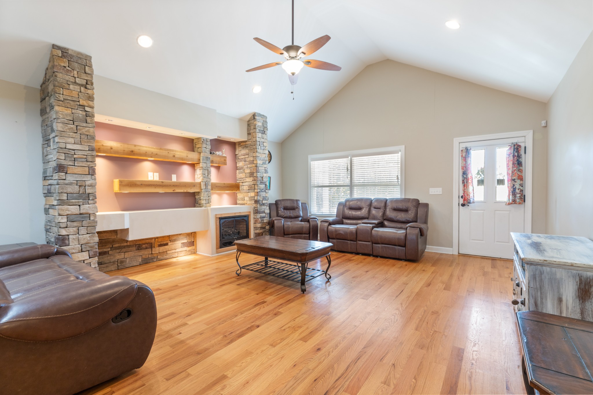 209 A Pump Hill Road Dickson, TN 37055 - Photo 9 of 37 Gallery Image 9
