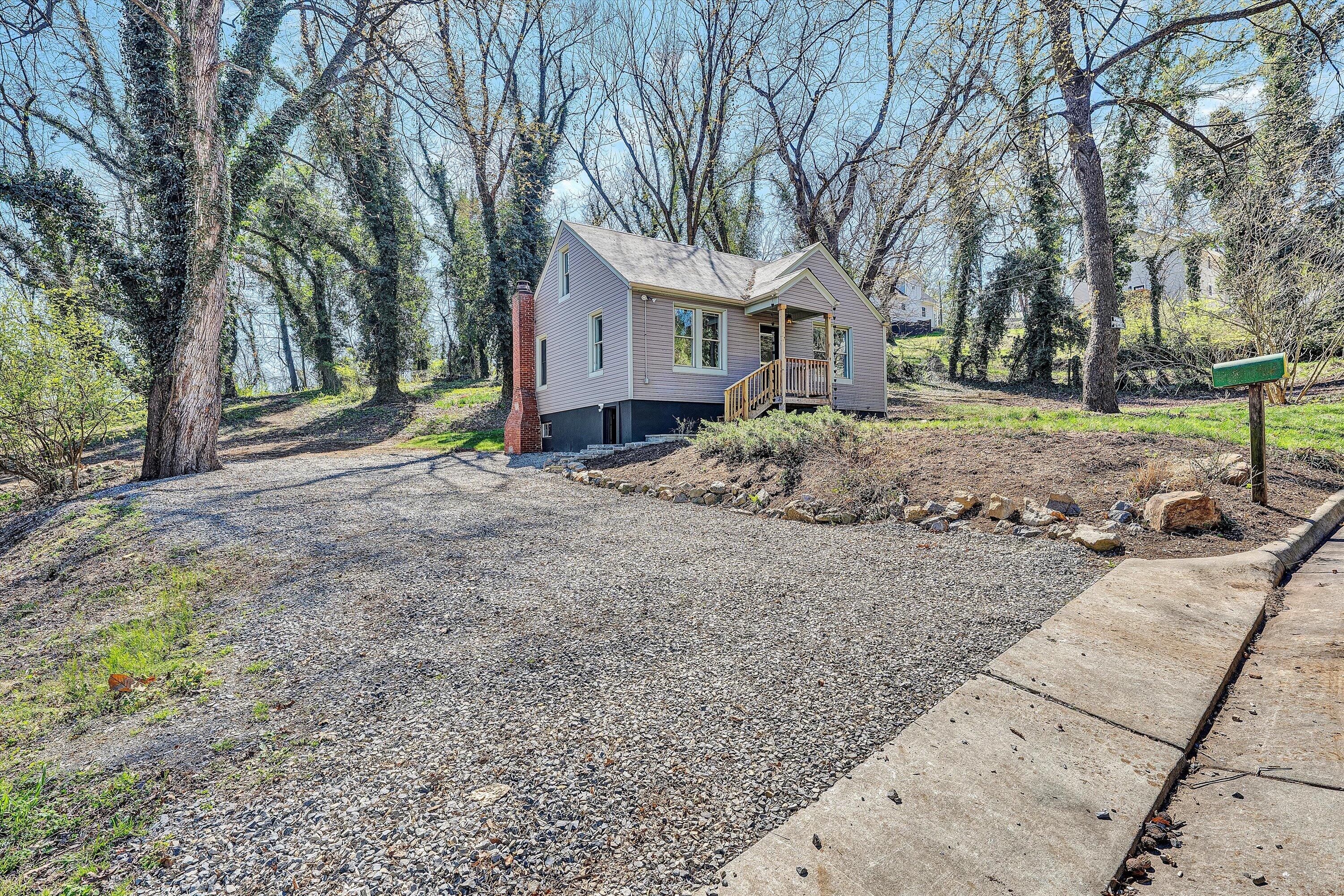 1815 Clinton Avenue Southeast Roanoke, VA 24013 - Photo 20 of 20 20-SGP-06427