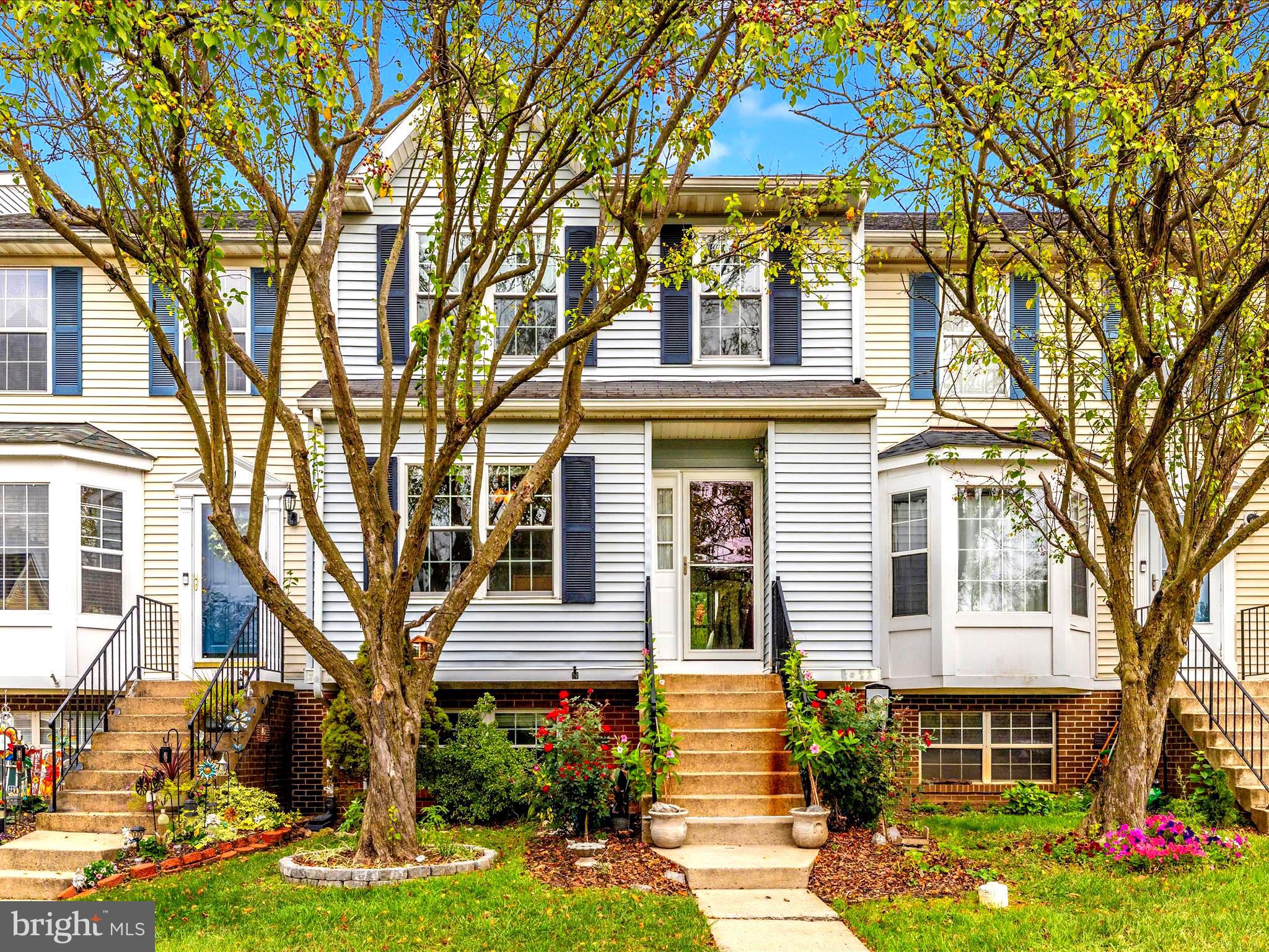 6739 Killdeer Court Frederick, MD 21703 - Photo 2 of 38 front view of house with a yard