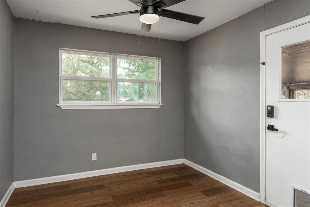 1101 Kennedale Sublett Road Kennedale, TX 76060 - Photo 15 of 35 Wood-finish flooring with white trim