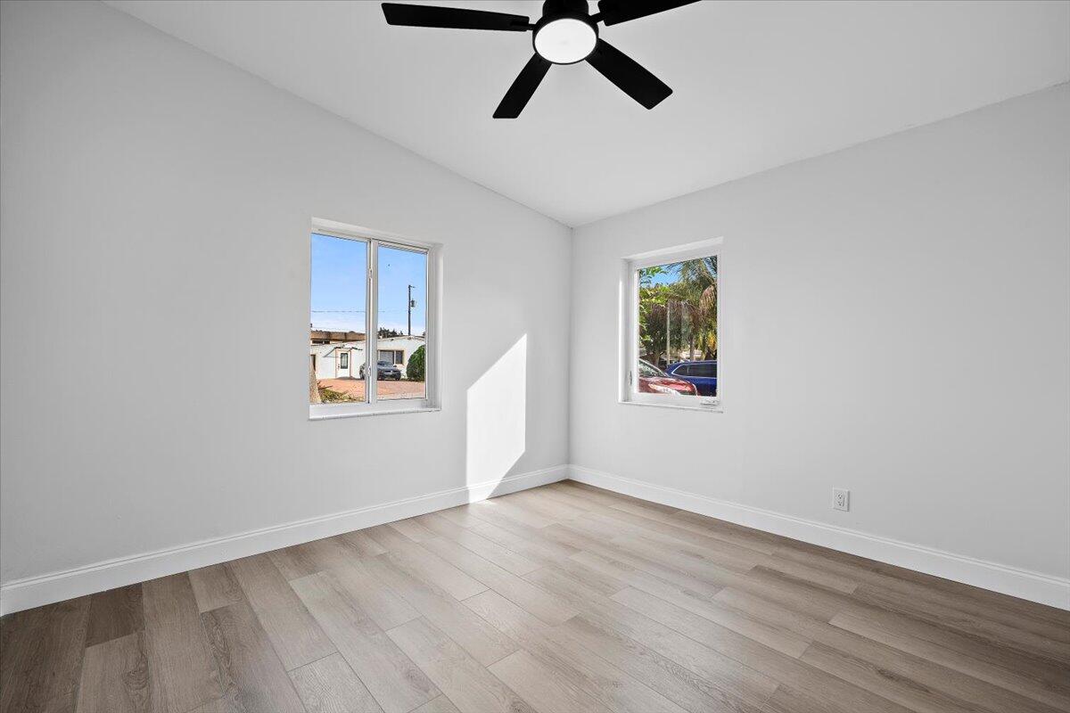 3209 French Avenue Lake Worth, FL 33461 - Photo 10 of 19 13-LUX_7719