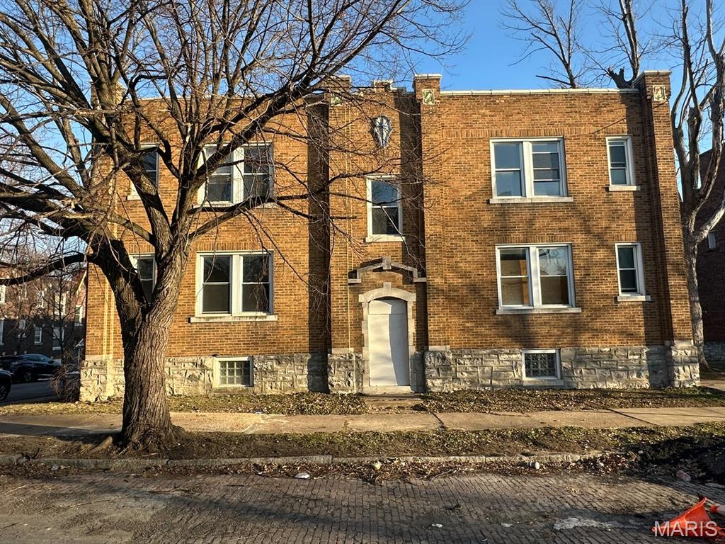 2925 Gasconade Street St. Louis, MO 63118 - Photo 1 of 14
