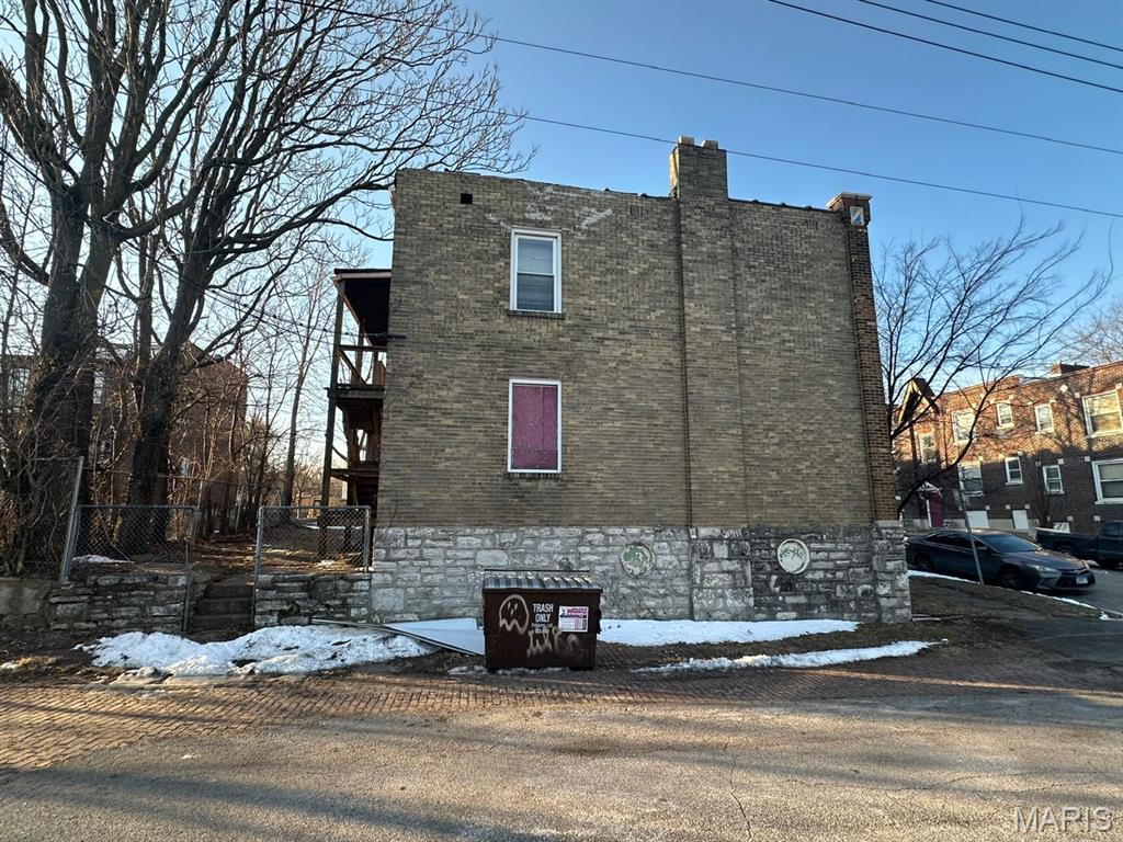 2925 Gasconade Street St. Louis, MO 63118 - Photo 5 of 14