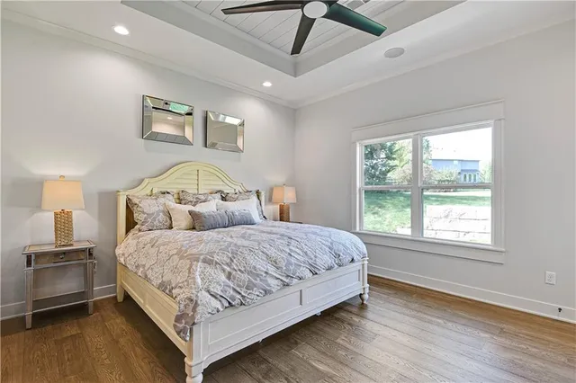 $779,950 | 24912 West 98th Place, Lenexa, KS 66227