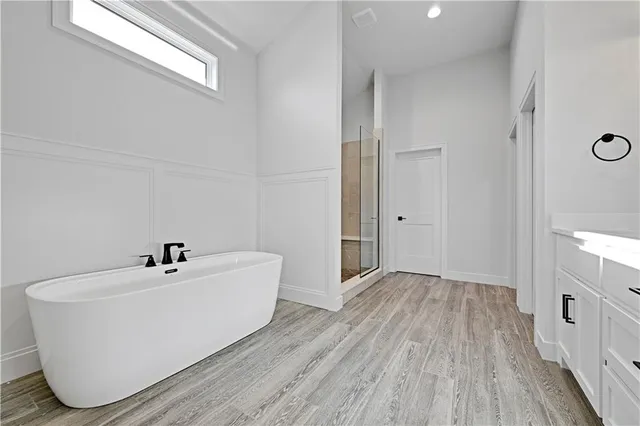 $779,950 | 24912 West 98th Place, Lenexa, KS 66227