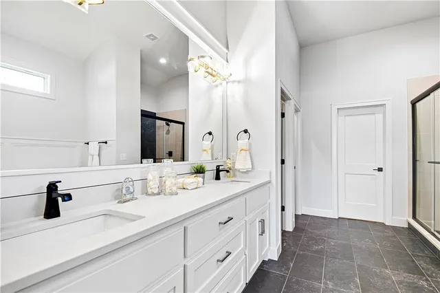 $779,950 | 24912 West 98th Place, Lenexa, KS 66227