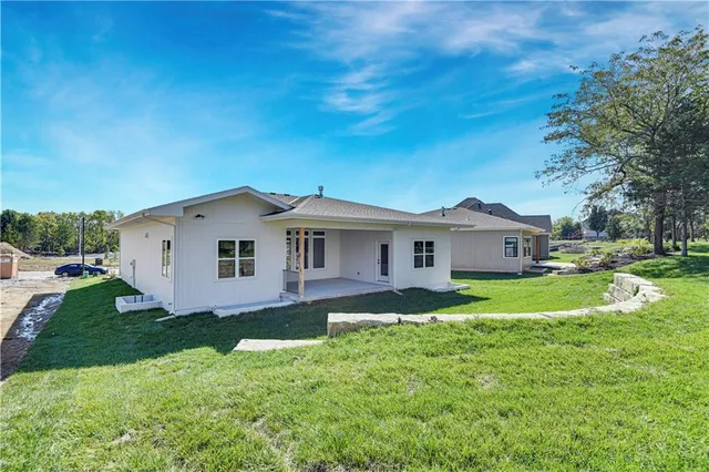 $779,950 | 24912 West 98th Place, Lenexa, KS 66227