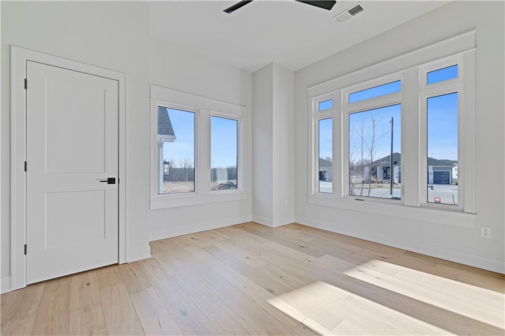 24912 West 98th Place Lenexa, KS 66227 - Photo 7 of 42