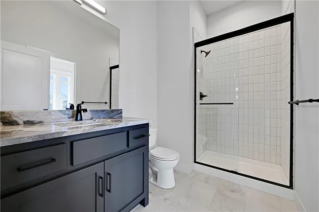 $779,950 | 24912 West 98th Place, Lenexa, KS 66227