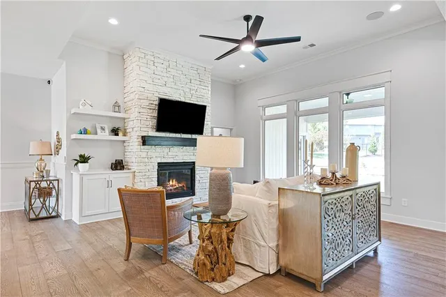 $779,950 | 24912 West 98th Place, Lenexa, KS 66227