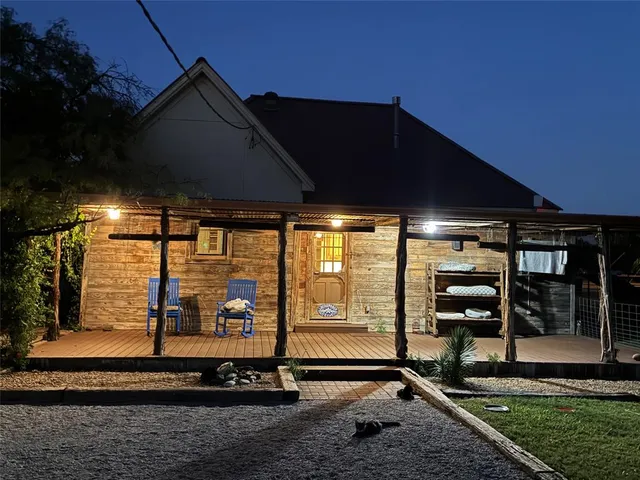 $349,000 | 106 Houston Street, Millsap, TX 76066