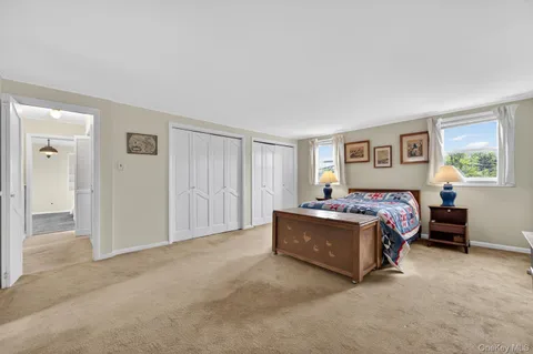 $799,000 | 567 Pearl Street, Oceanside, NY 11572