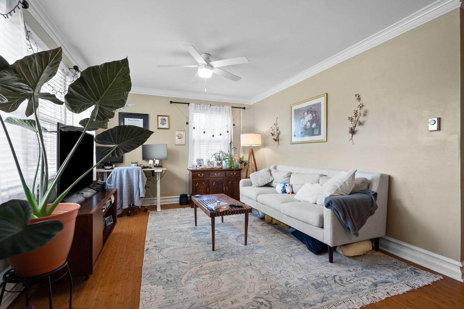 635 Daniels Street, Unit A Raleigh, NC 27605 - Photo 3 of 34
