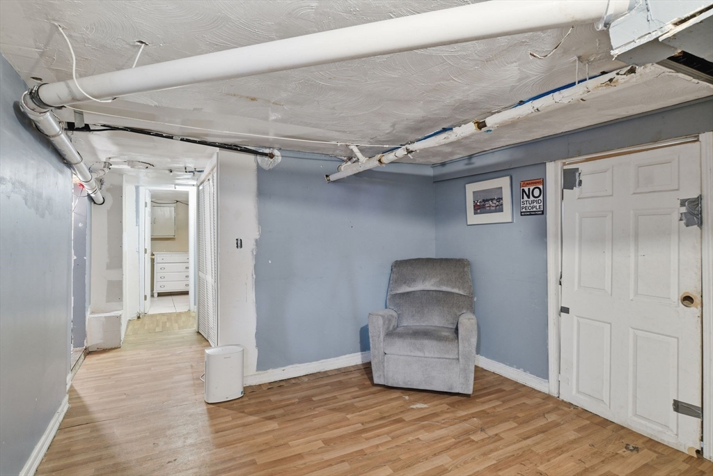 24 Jasper Street Springfield, MA 01109 - Photo 30 of 41