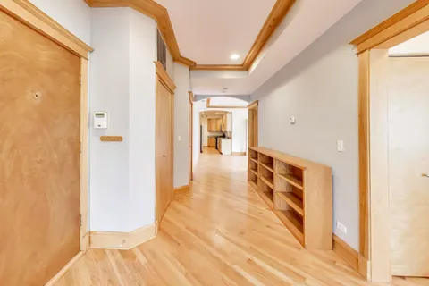 $419,000 | 6741 North Sheridan Road, Unit 2S, Chicago, IL 60626