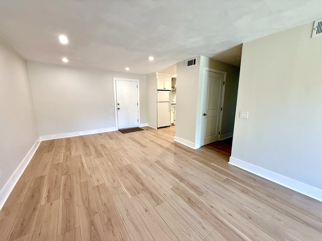 176 Maple Avenue, Unit 525 Rutland, MA 01543 - Photo 3 of 13