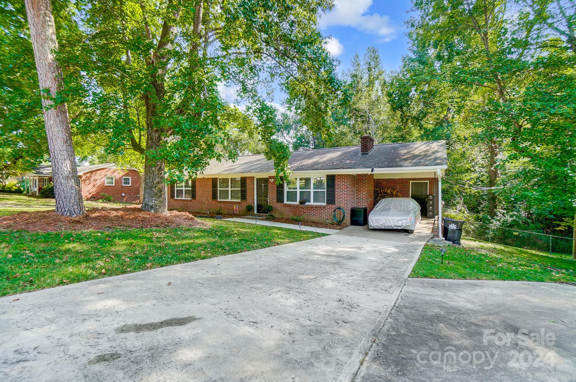 531 Ralphs Boulevard Gastonia, NC 28052 - Photo 2 of 22 Gallery Image 2