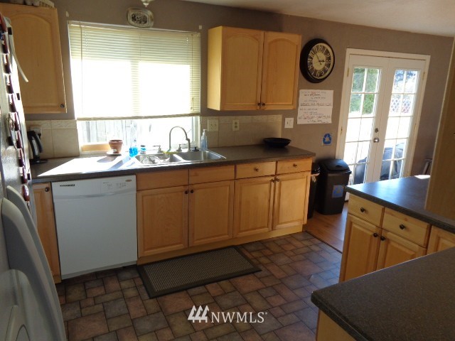 1330 225th Street Southwest Bothell, WA 98021 - Photo 3 of 13