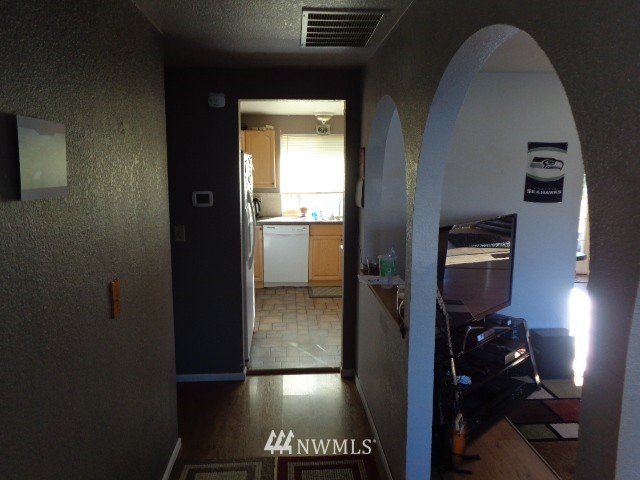1330 225th Street Southwest Bothell, WA 98021 - Photo 8 of 13