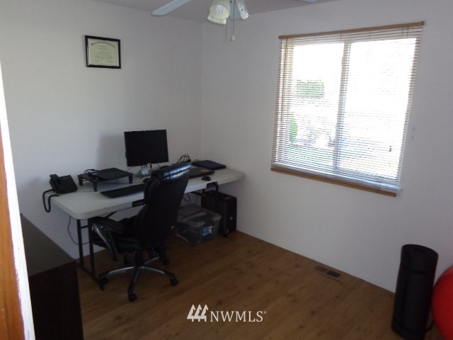 1330 225th Street Southwest Bothell, WA 98021 - Photo 10 of 13