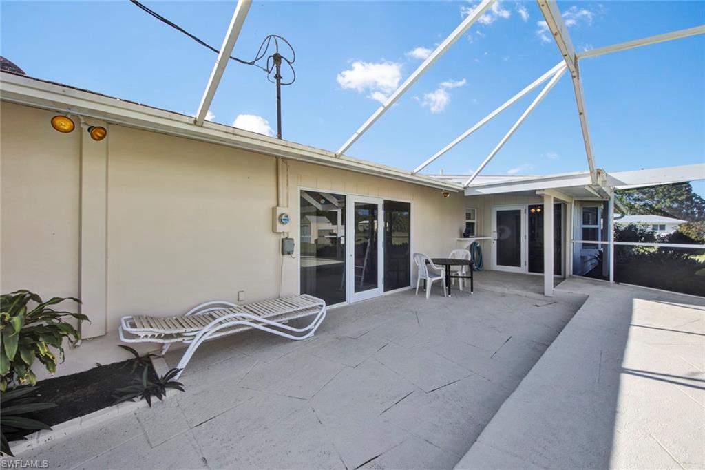 5331 Myrtle Lane Naples, FL 34113 - Photo 13 of 34 Gallery Image 13