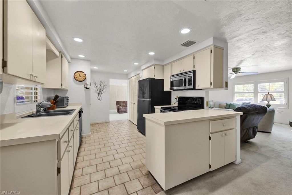 5331 Myrtle Lane Naples, FL 34113 - Photo 18 of 34 Gallery Image 18